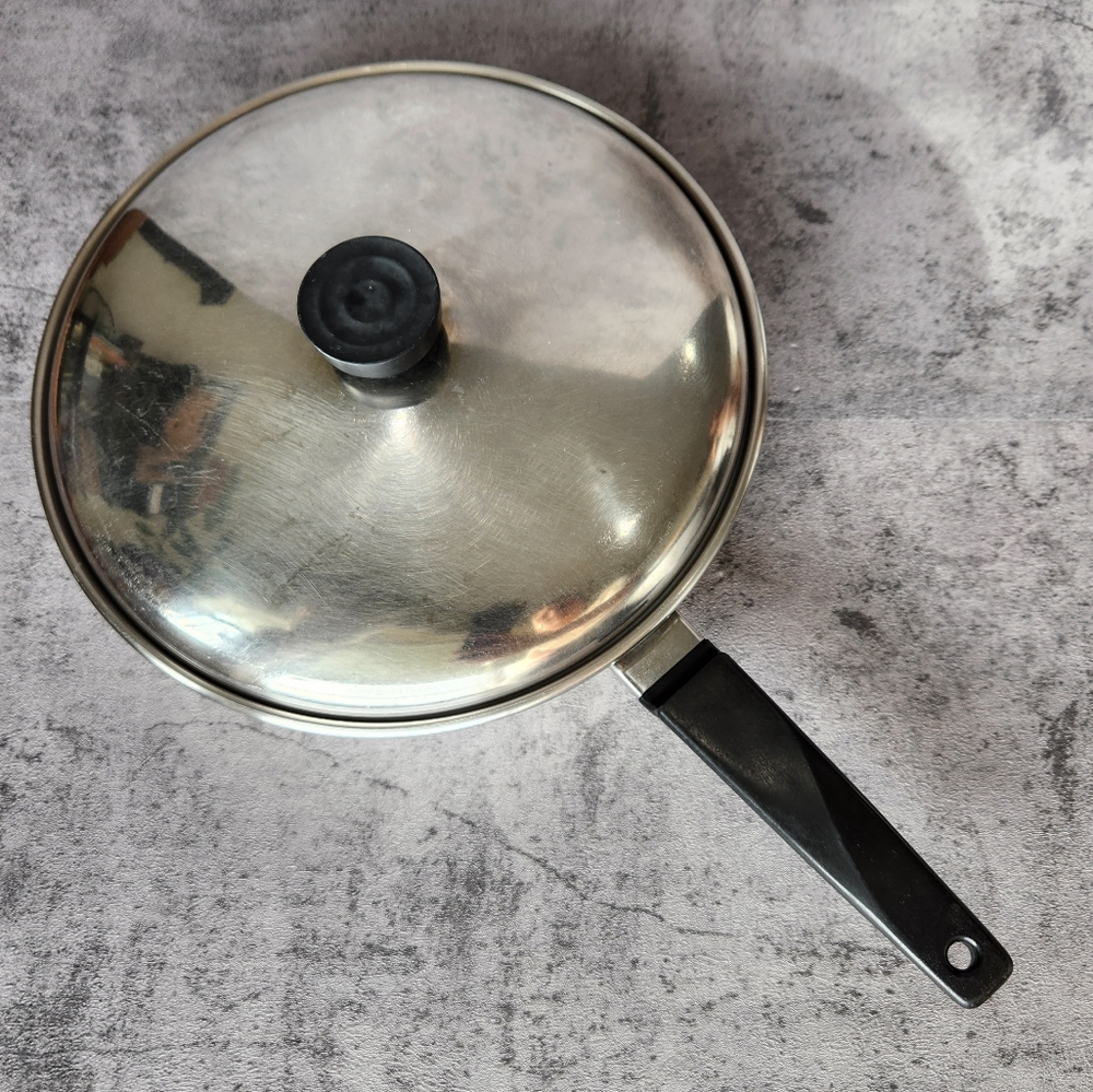 Vintage Flint stainless steel ekco USA frying pan with lid 10" diameter retro